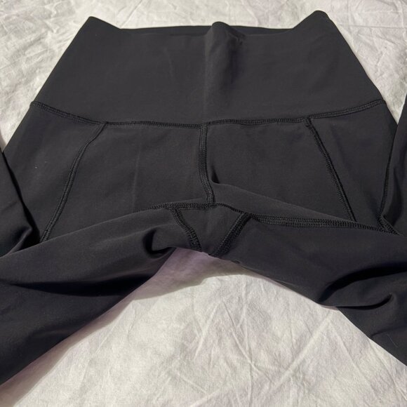 Like New Lululemon Hot To Street Crop Leggings Black Luxtreme Yoga Pants Mesh 4 - Picture 5 of 11